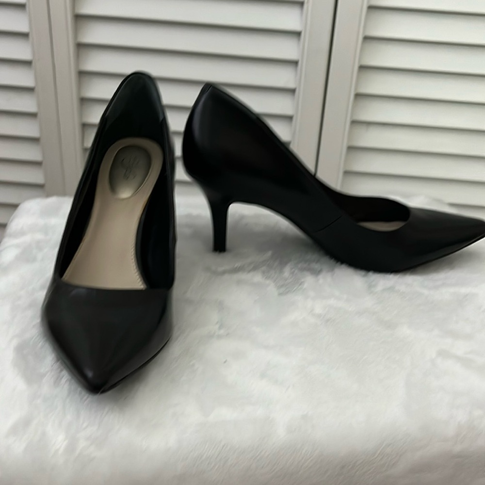 Alfani Black Leather Jeules Step ‘n Flex Pumps/Heels, Size 8W, New In Box.